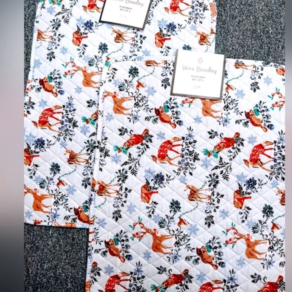 4 Vera Bradley Quilted Christmas Placemats NWT
